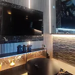R Luxury Piscine Et Privatifs Кольмар