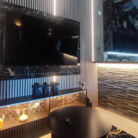 R Luxury Piscine Et Privatifs كولمار