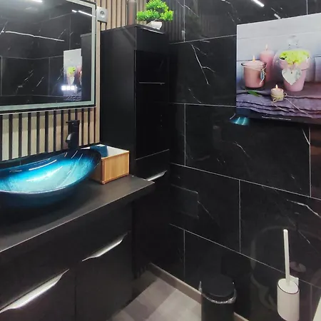 R Luxury Piscine Et Privatifs בית נופש קולמר