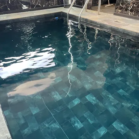 R Luxury Piscine Et Privatifs * كولمار