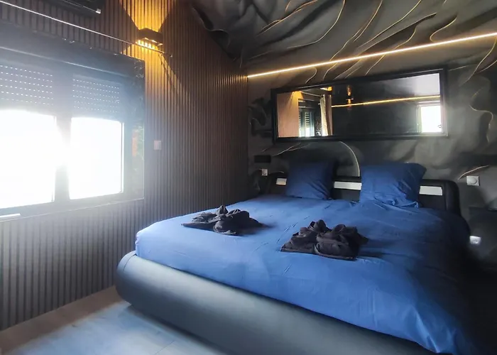 R Luxury Piscine Et Privatifs