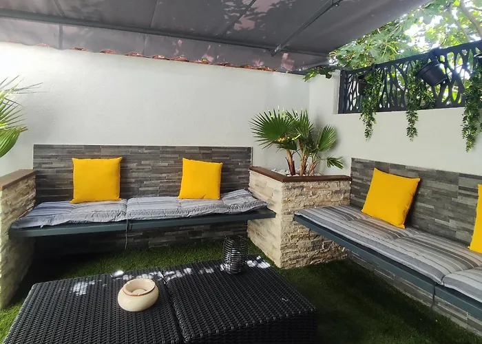 R Luxury Piscine Et Privatifs * 科尔马